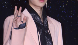 娱乐圈王一博吃瓜事件,娱乐圈风云再起，真相揭秘